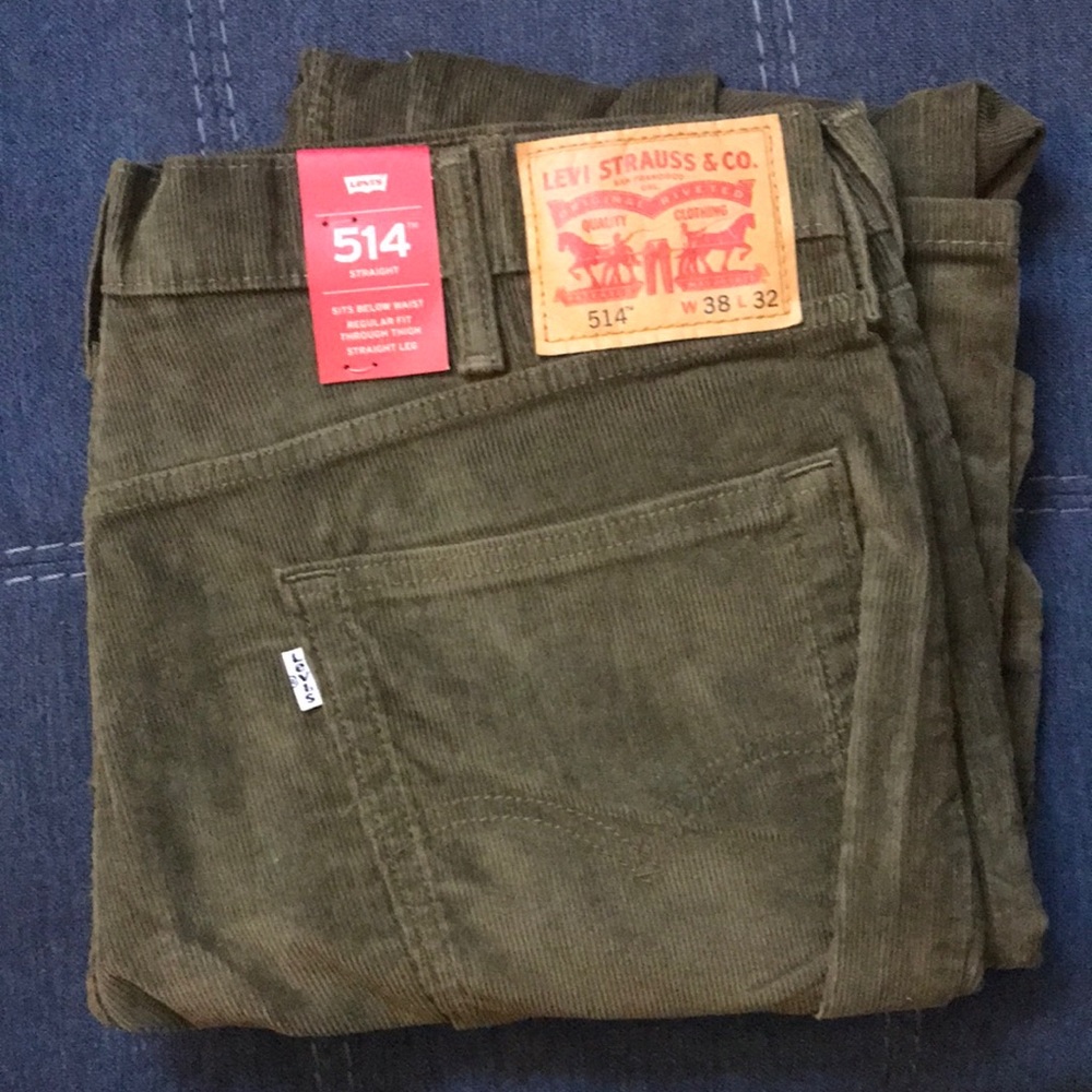 Levi Corduroy Pants